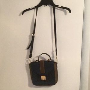 Crossbody bag